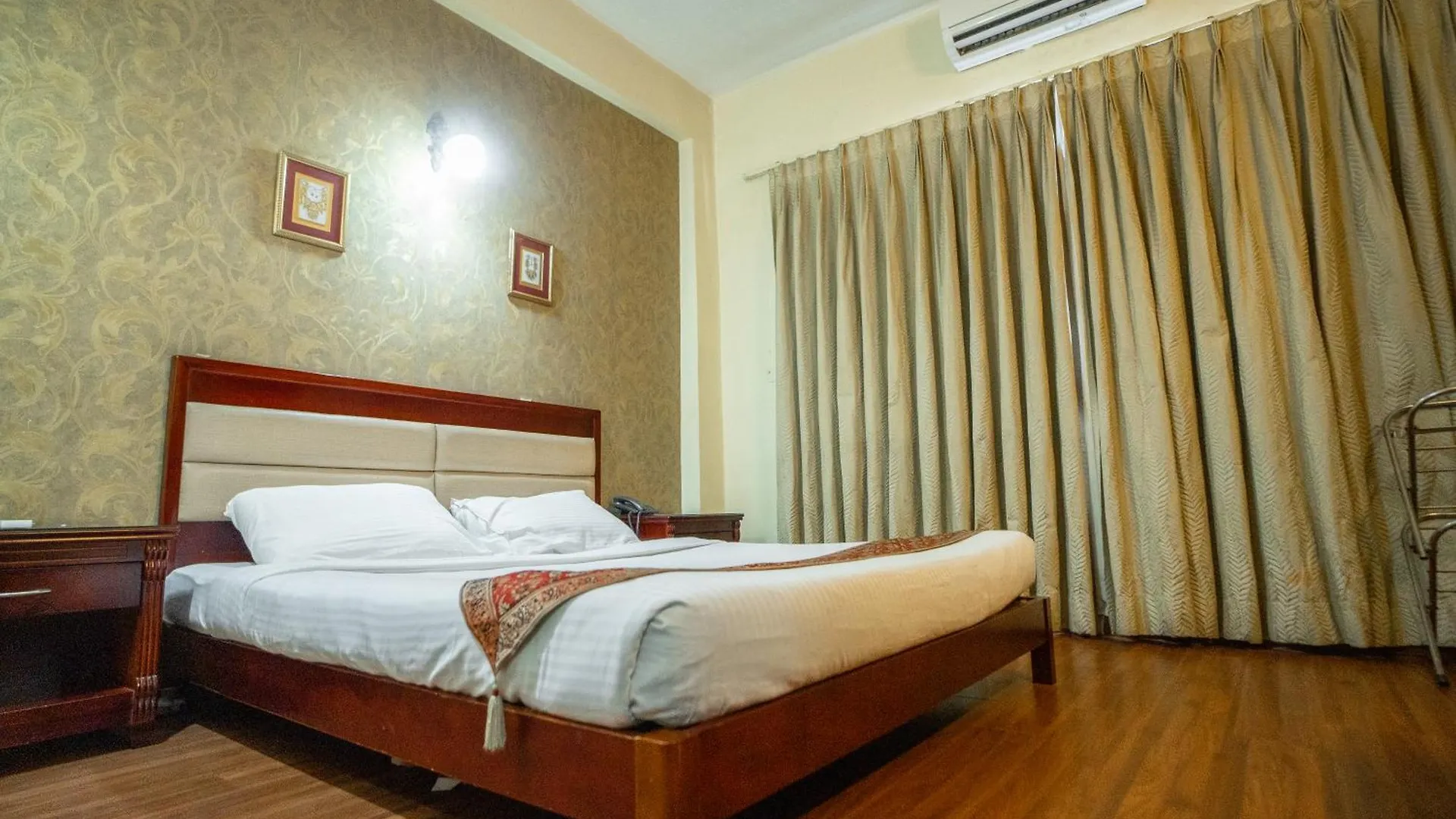 Apartament Enkay Residency V Block-Cyber City Gurgaon Indie